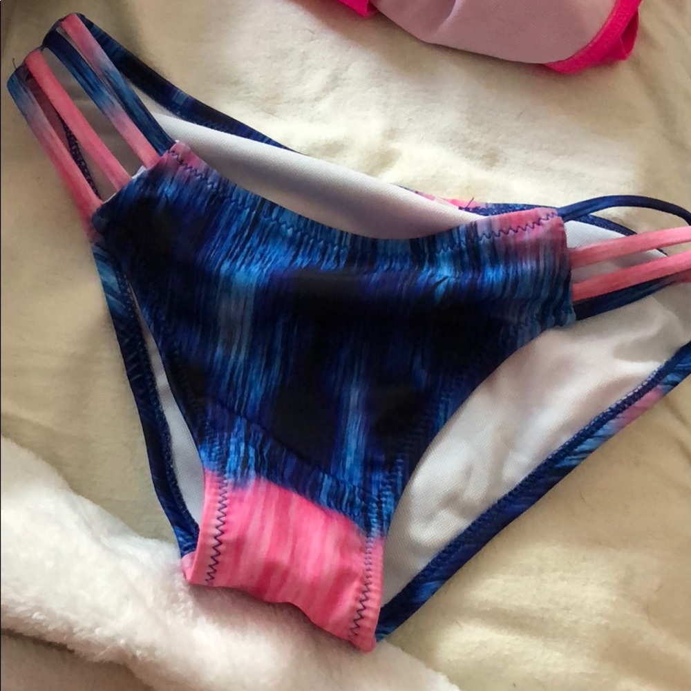 Billabong bikini bottoms